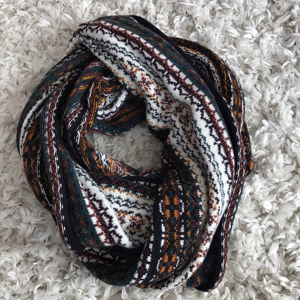 Warm H&M Infinity Scarf